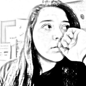 Meet your Posher, Kenia